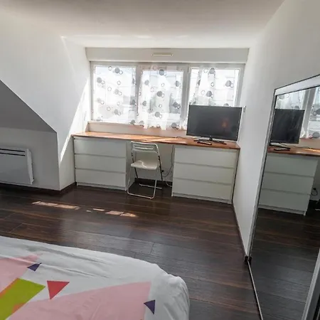 Holiday home Gite Au Bout Du Ponton